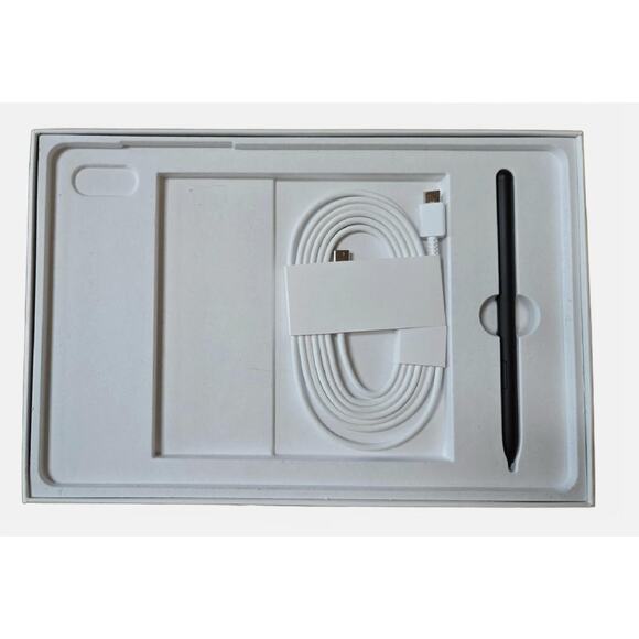 Samsung Galaxy TAB S8 128GB Tablet with EXTRAS - Picture 3 of 5